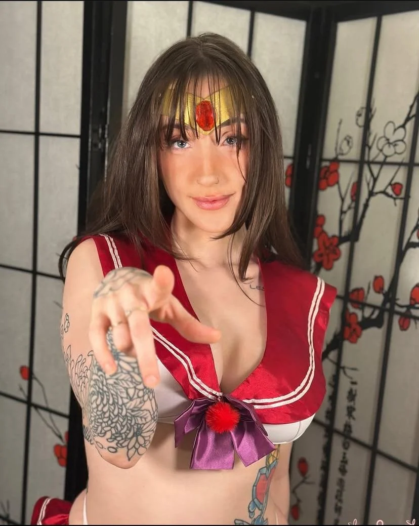 Kiriko by Laura picture 1 of 2