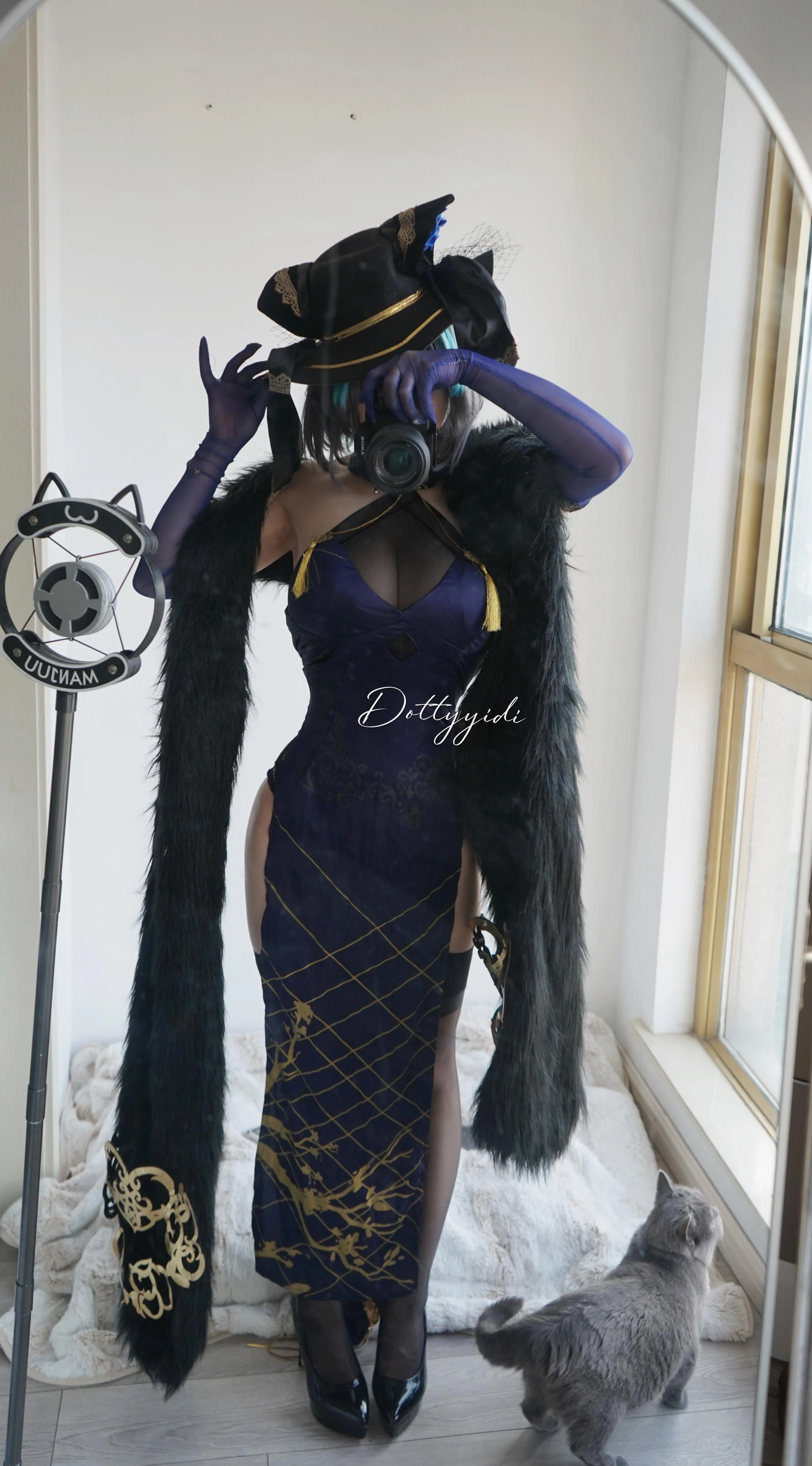 Cosplaying Cheshire from AzureLane (Dottyyidi) picture 1 of 2
