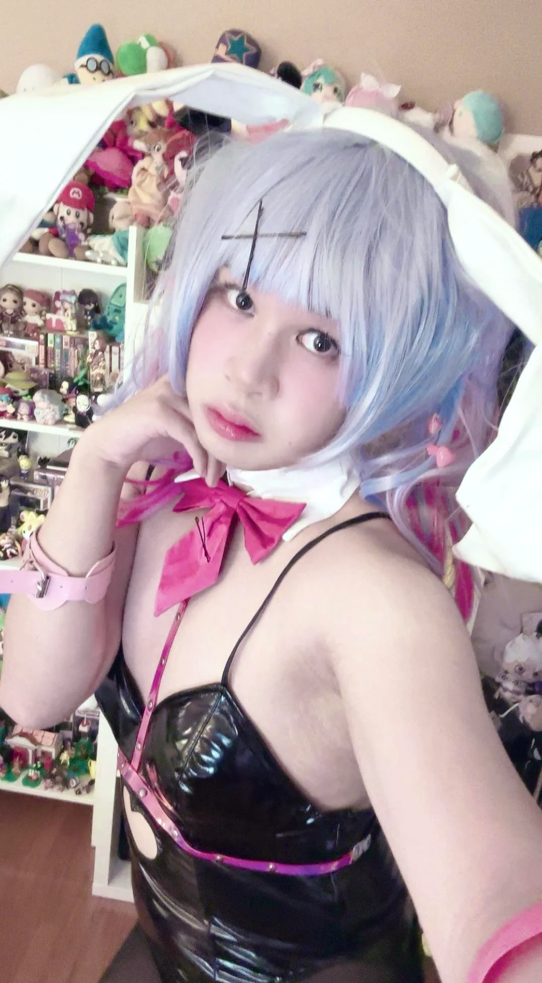 DECO27 Rabbit Hole Hatsune Miku 🐇 (Maddiilynn) picture 3 of 7