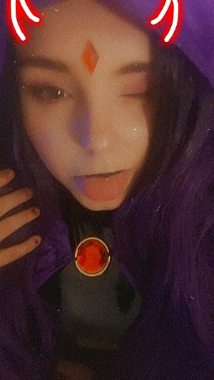 updated Raven cosplay from the og Teen Titans cartoon by _.thornedhearts02._ (my cosplay)'