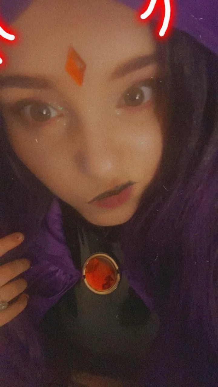 updated Raven cosplay from the og Teen Titans cartoon by _.thornedhearts02._ (my cosplay) picture 3 of 3