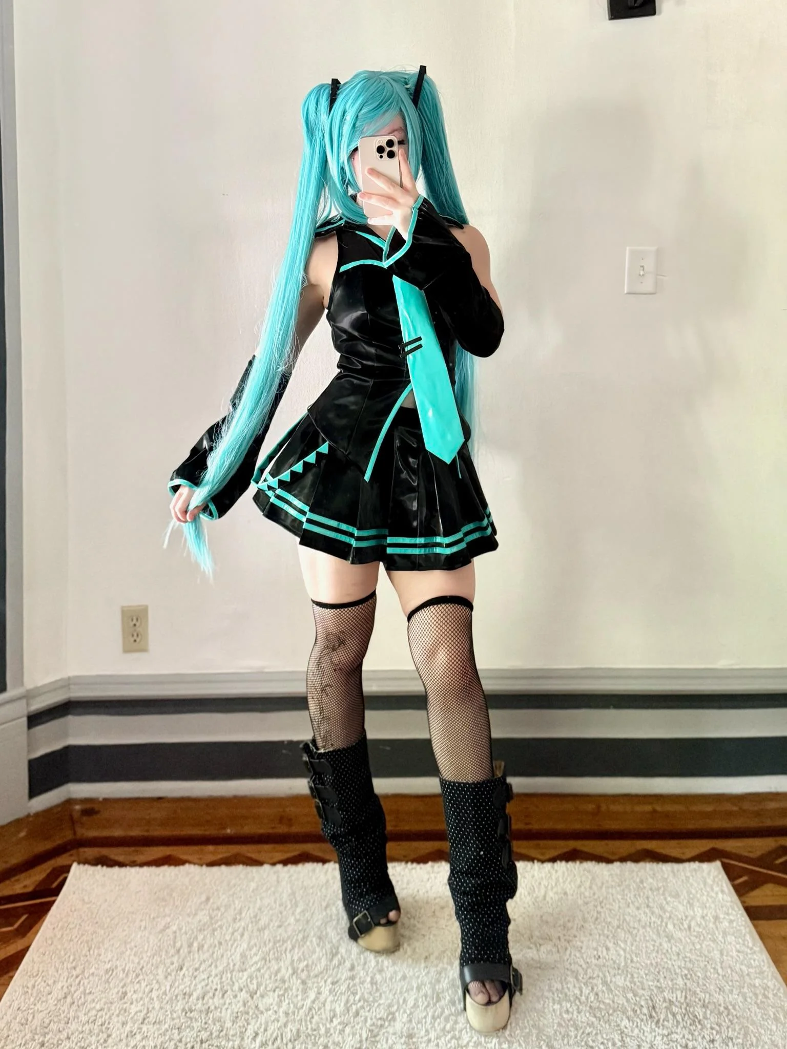 Hatsune Miku by Rae picture 1 of 2