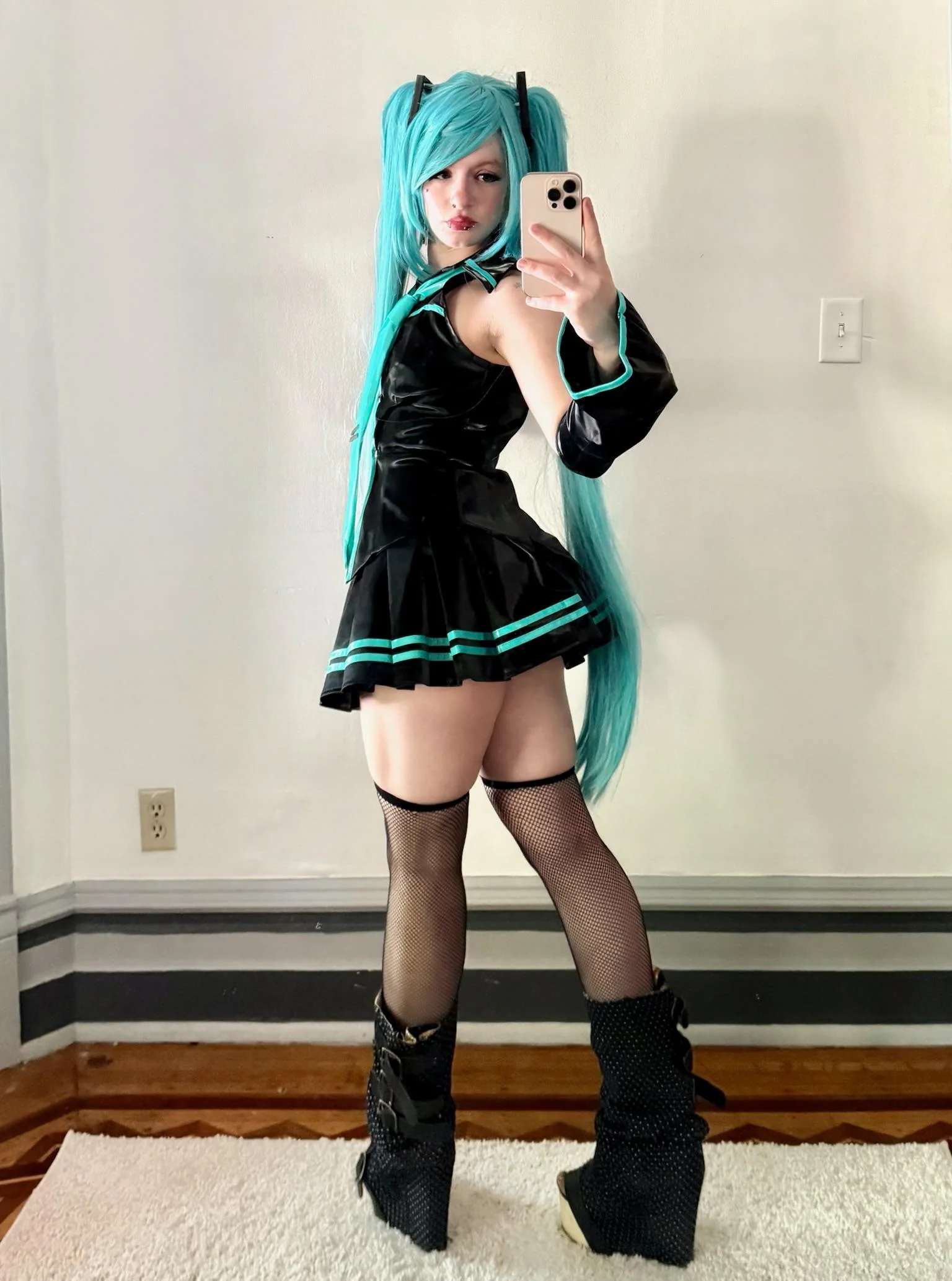 Hatsune Miku by Rae picture 2 of 2