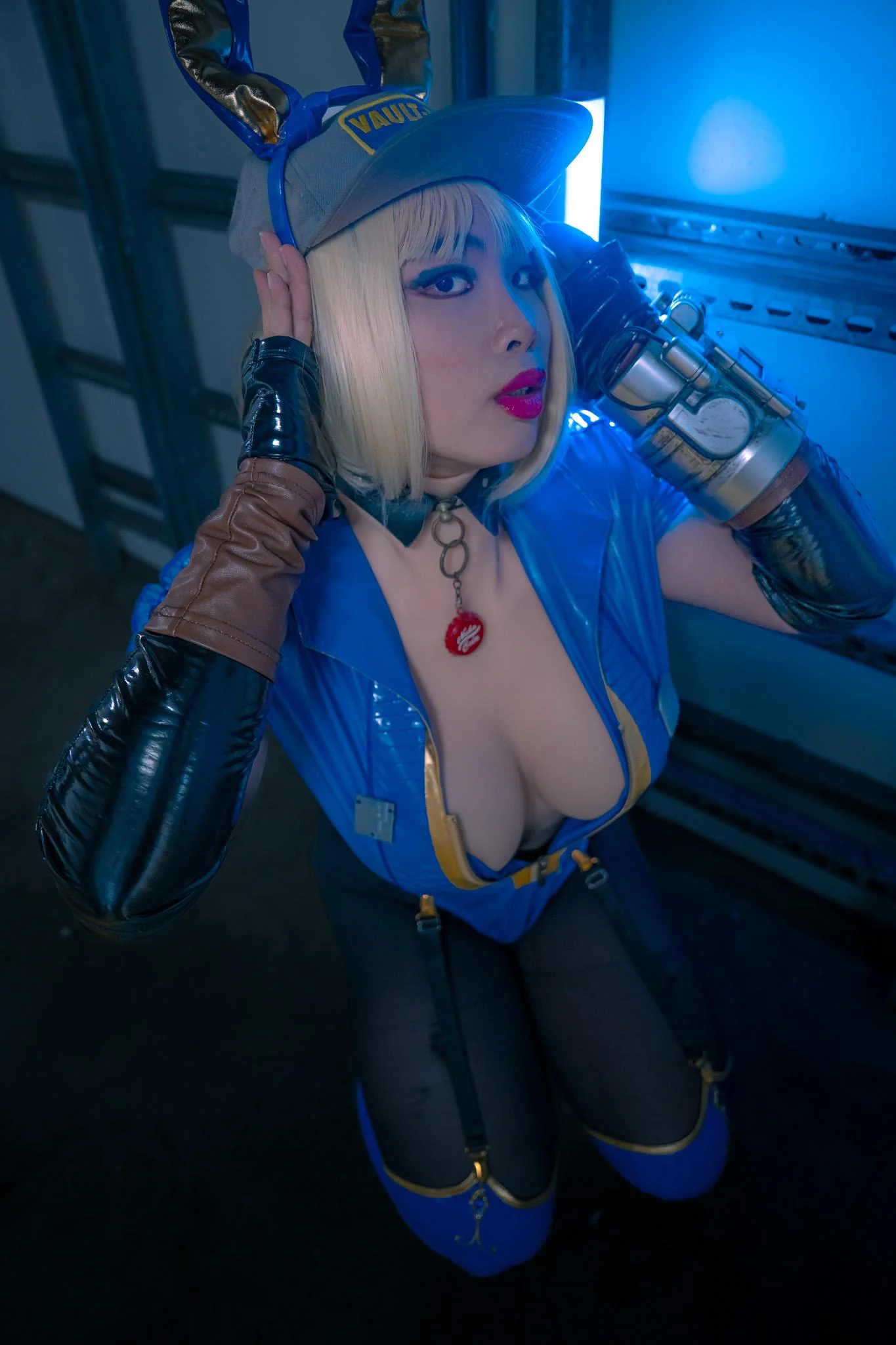 "Do you have the caps for it?" Vault Bunny Girl Cosplay from Fallout by Hakuru15 picture 2 of 3