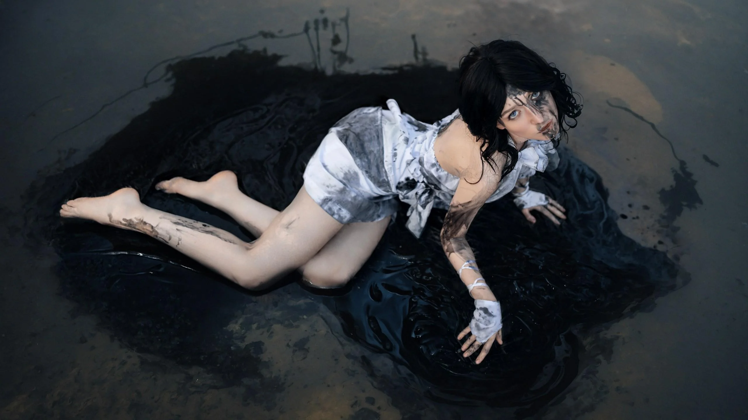 My Tomorrow from death stranding cosplay (by statffor) picture 1 of 4