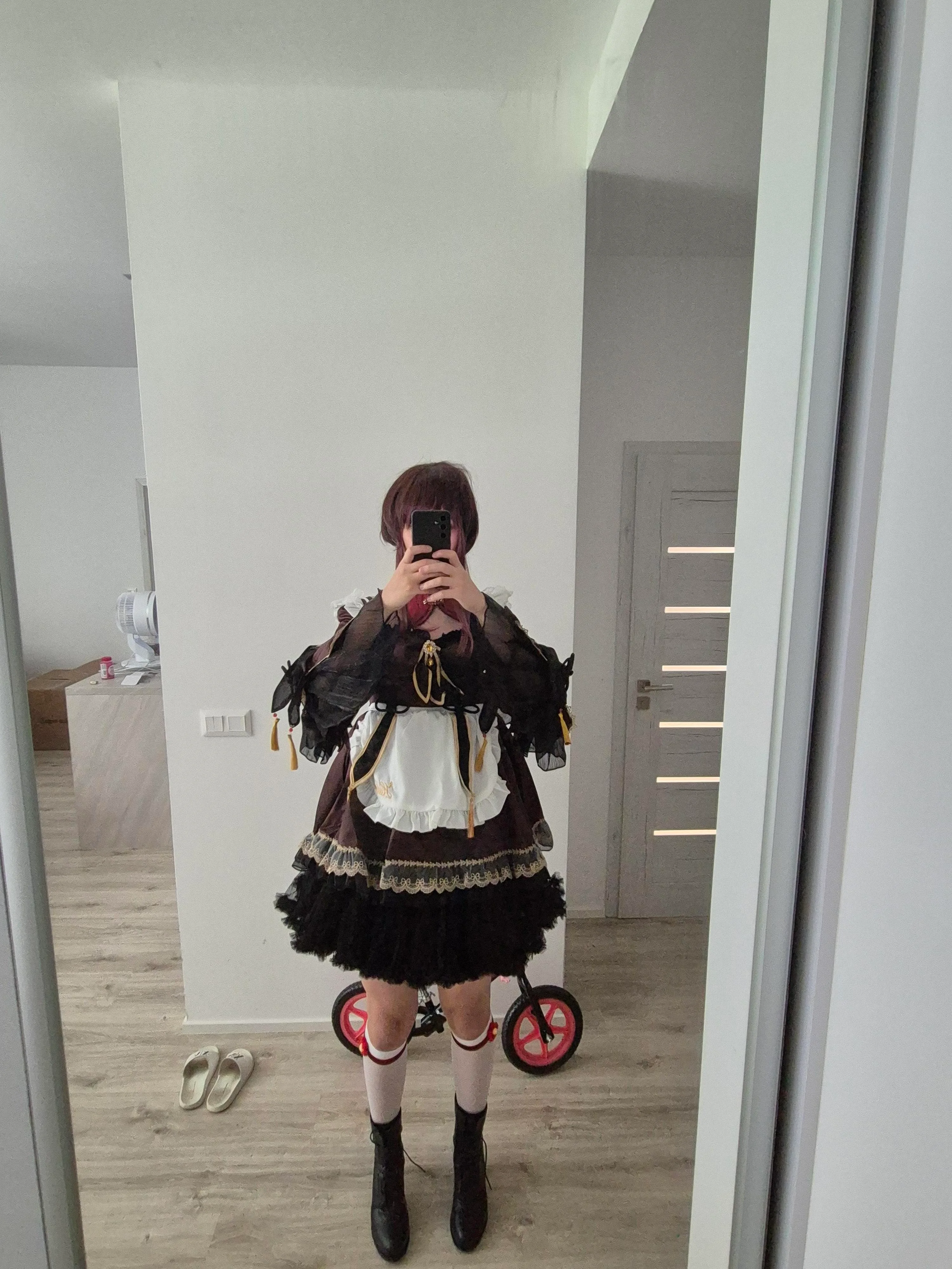 Maid Hu Tao (AmeKurisu) picture 2 of 2