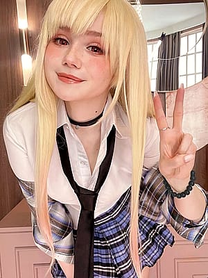 Marin Kitagawa cosplay by Neyrodesu'