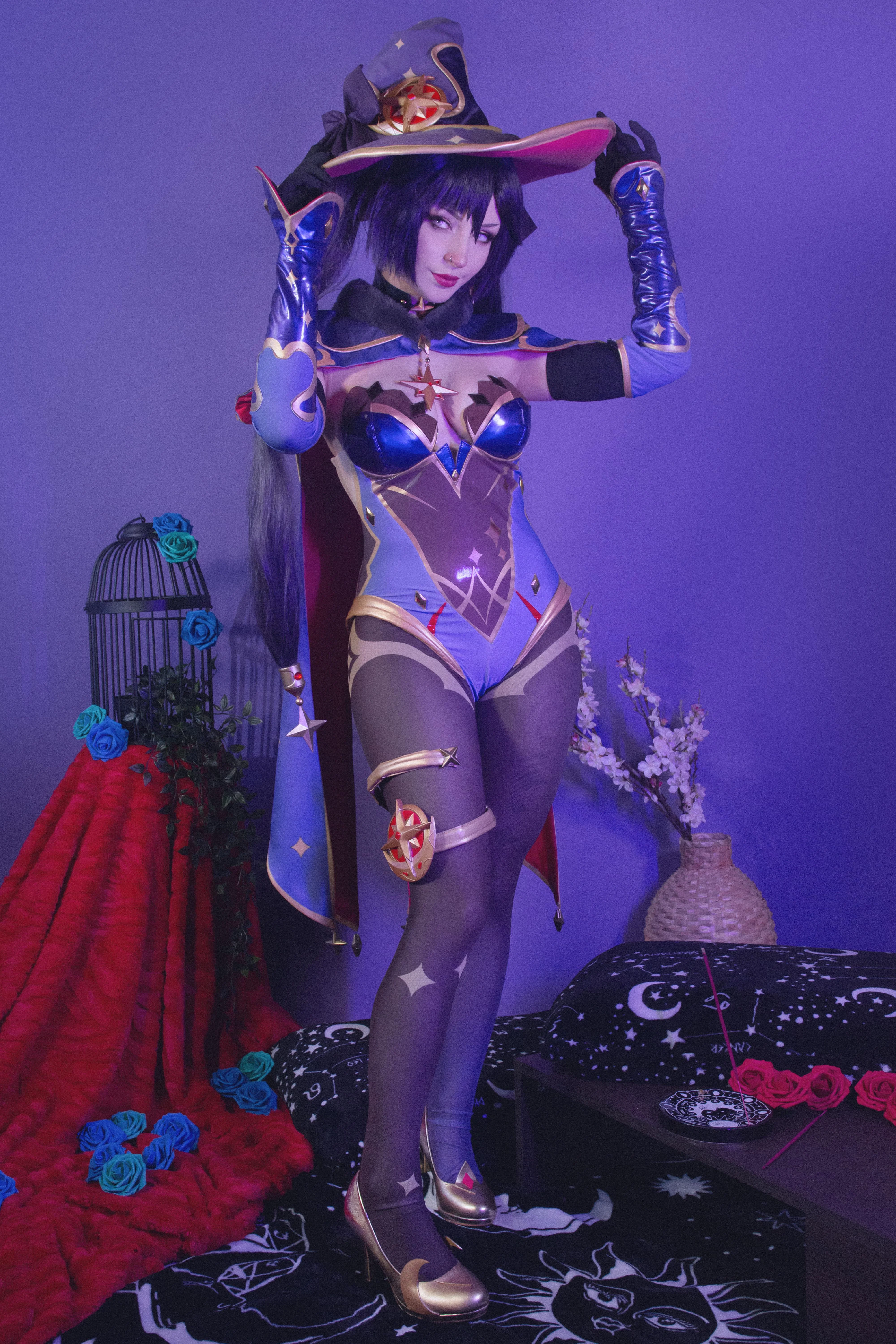 My Mona cosplay (Shiroktsne) picture 1 of 1