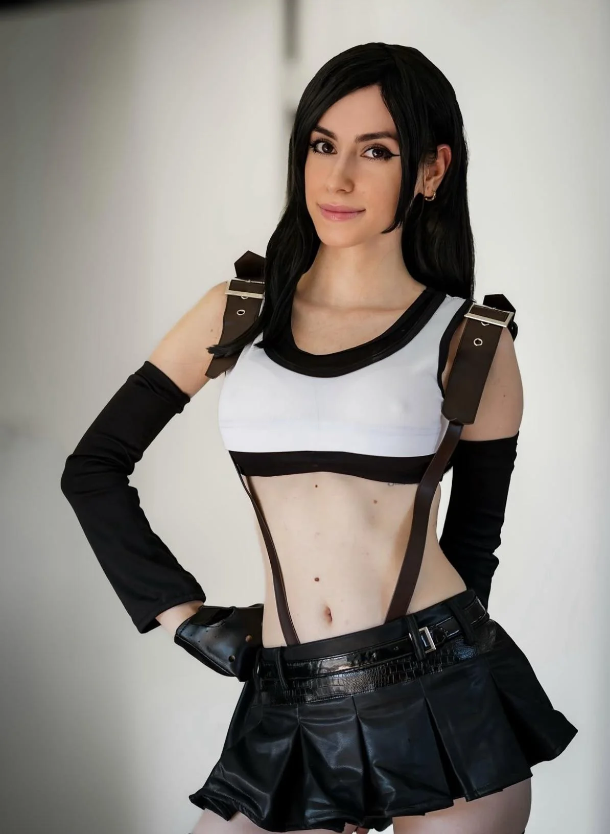 Tifa Lockhart (alyamist_) [Final Fantasy VII] picture 1 of 7