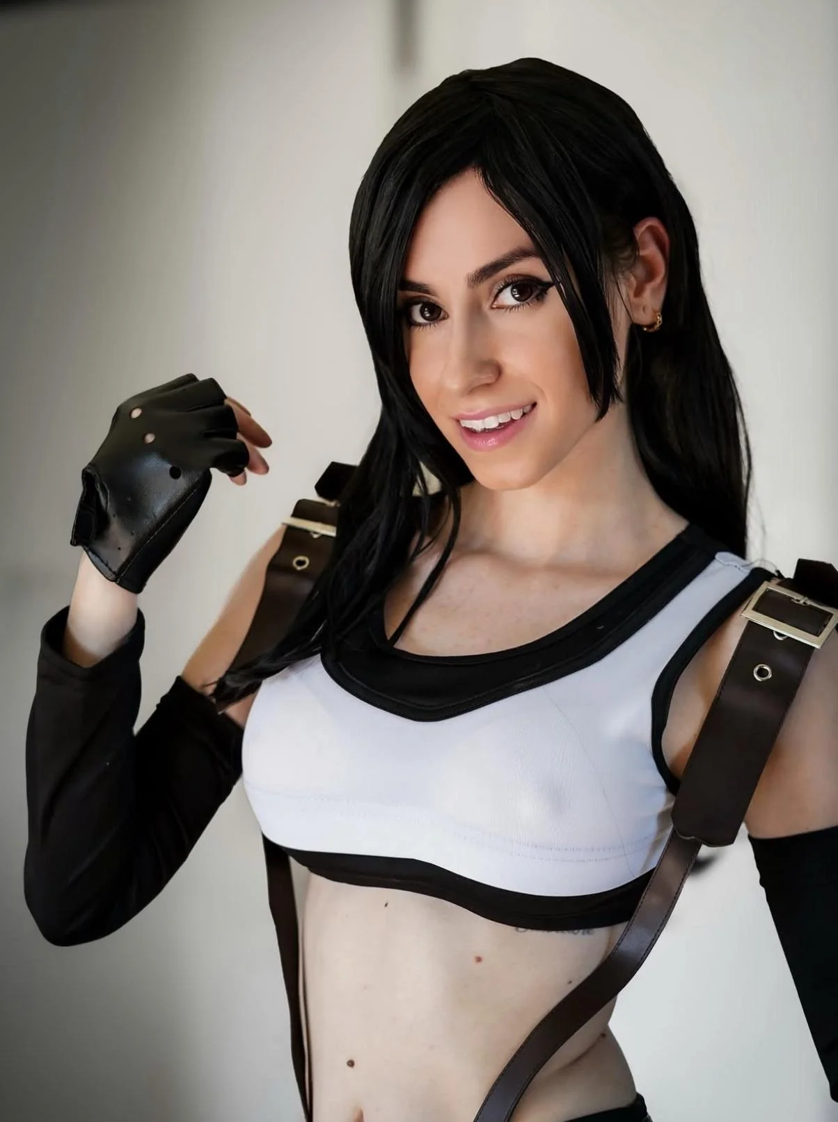 Tifa Lockhart (alyamist_) [Final Fantasy VII] picture 2 of 7