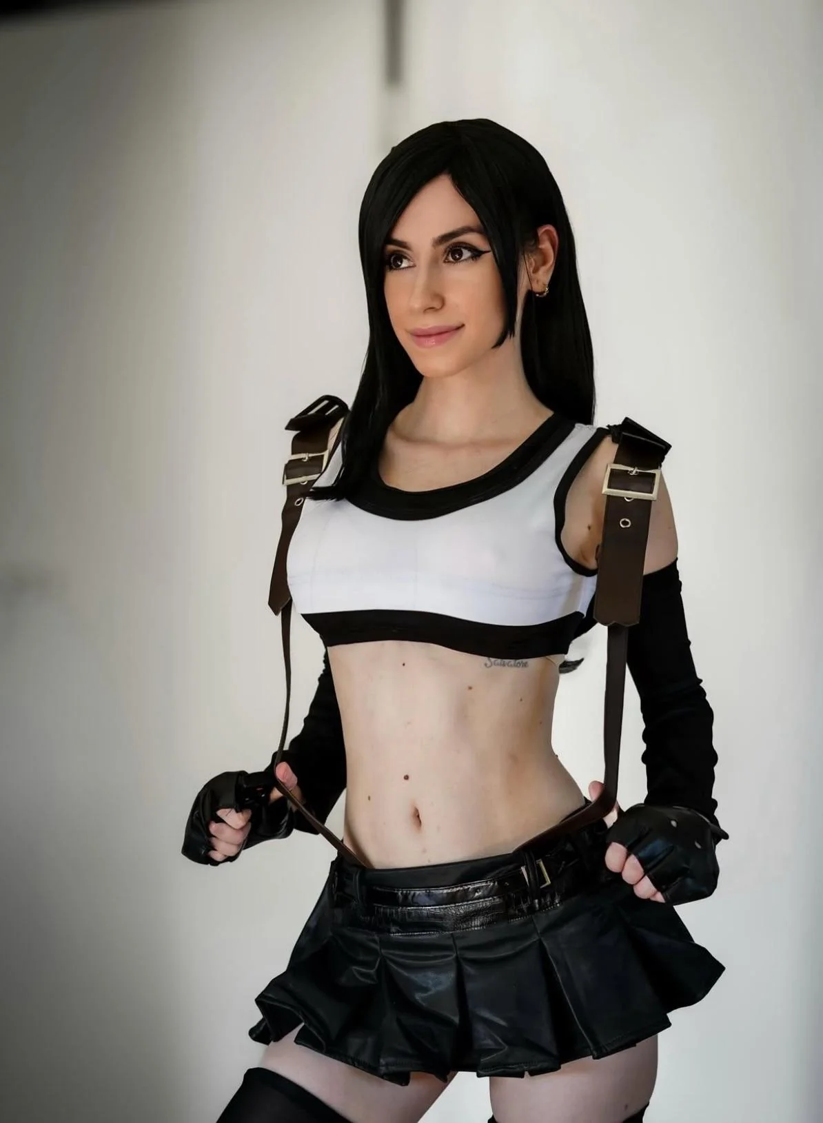 Tifa Lockhart (alyamist_) [Final Fantasy VII] picture 7 of 7
