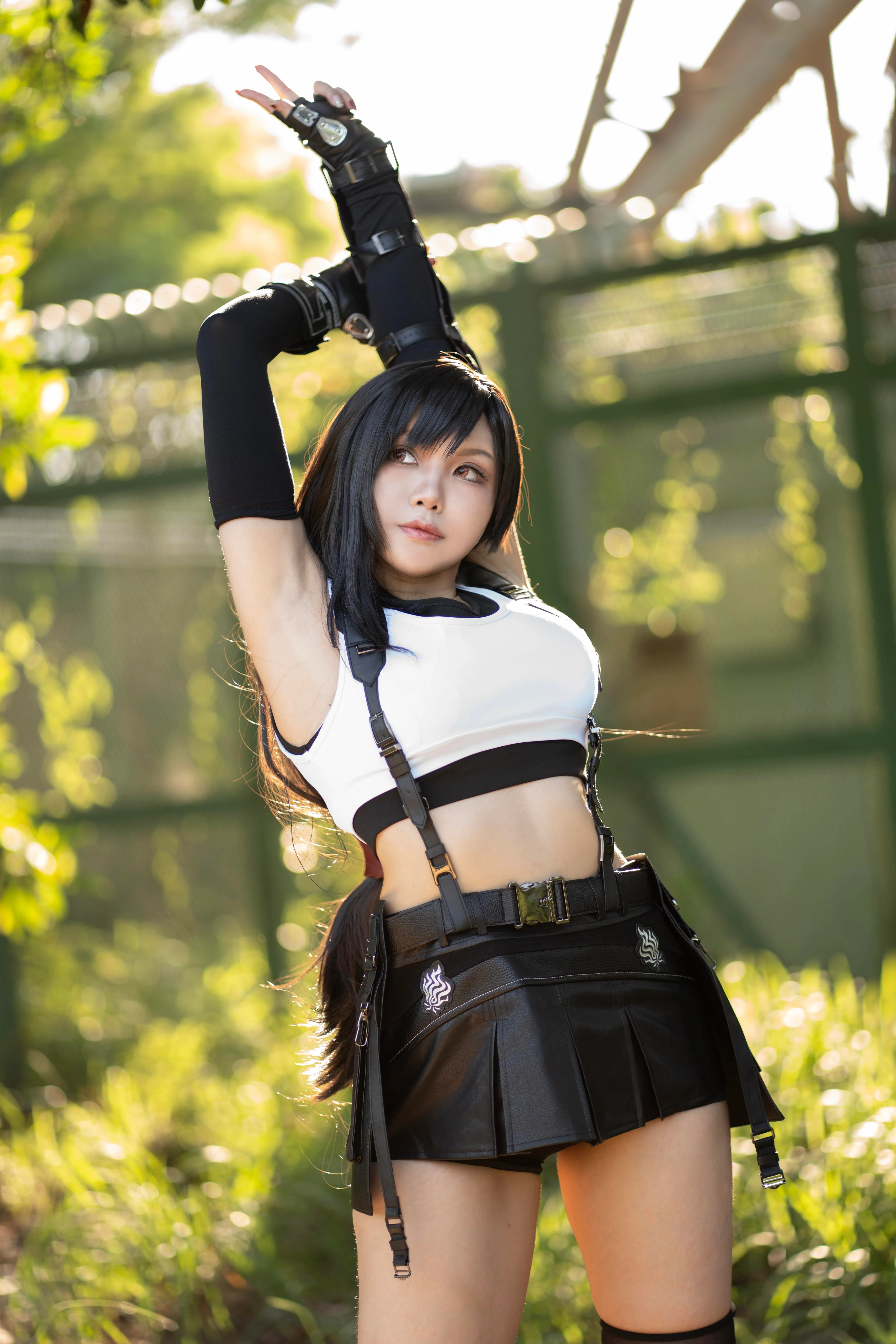 <Final Fantasy VII Remake>Tifa Lockhart. Cosplayer ig: @noctis_zero picture 1 of 5