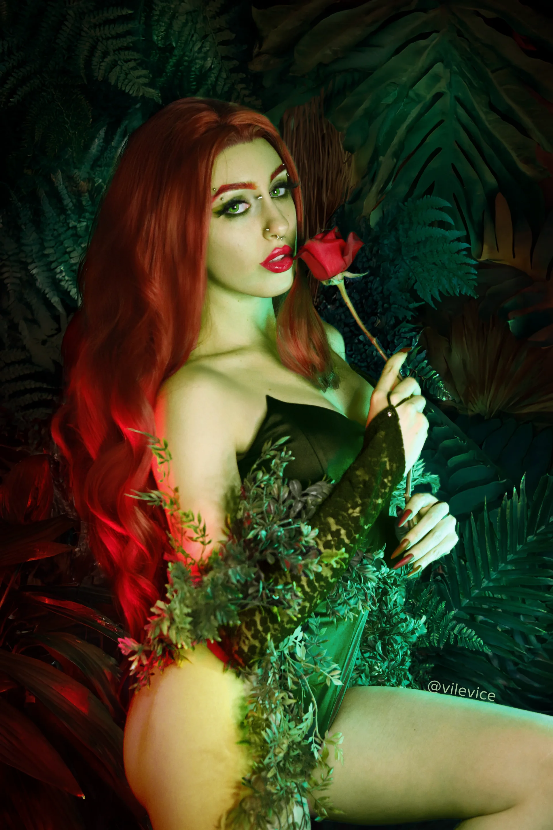 Poison Ivy by vilevice picture 1 of 1
