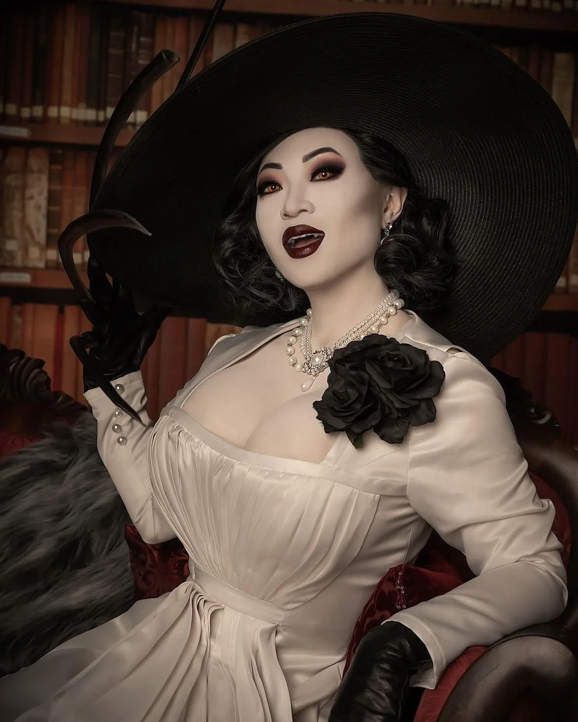 Lady Dimitrescu by Yaya Han picture 1 of 1