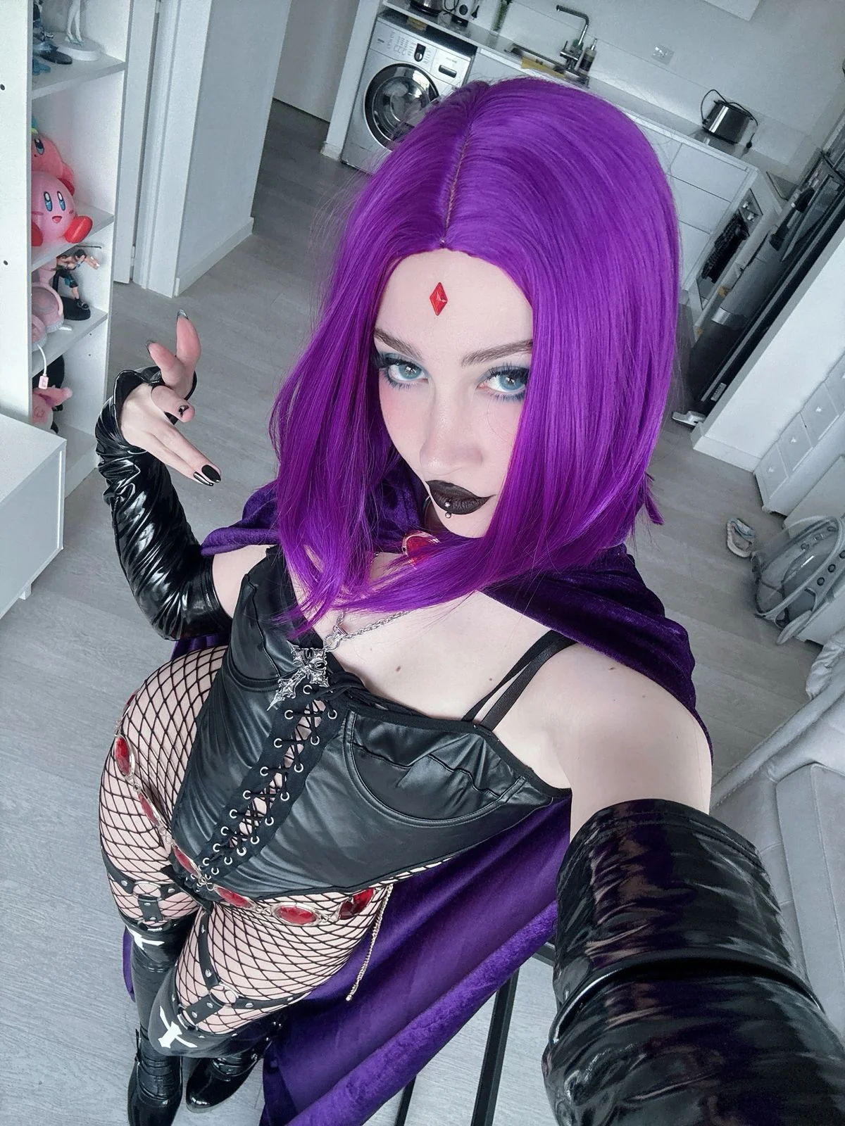 Raven 💜🖤 (JOracekuJO) picture 2 of 2