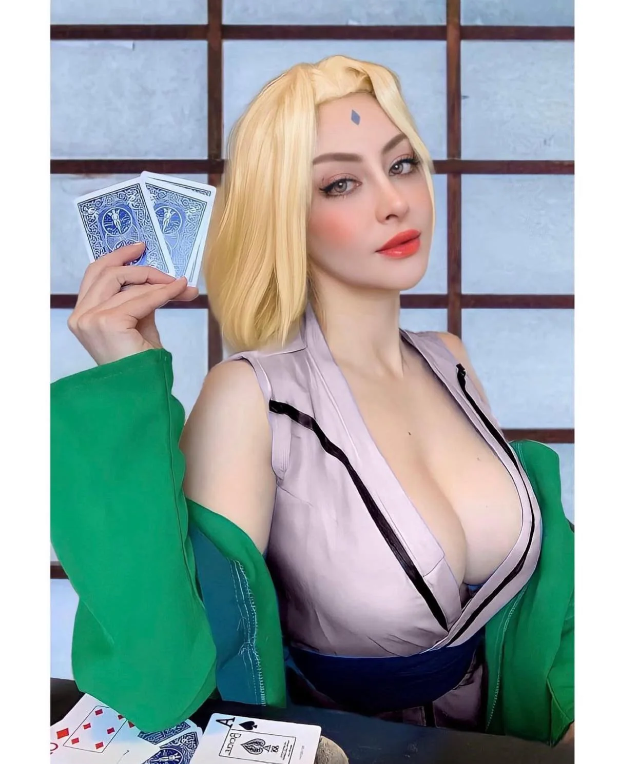 Tsunade by Chilena Atipica picture 1 of 1
