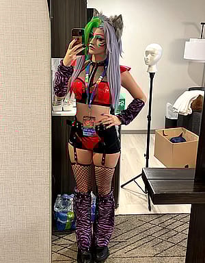Roxanne wolf cosplay by Nightshadecos'