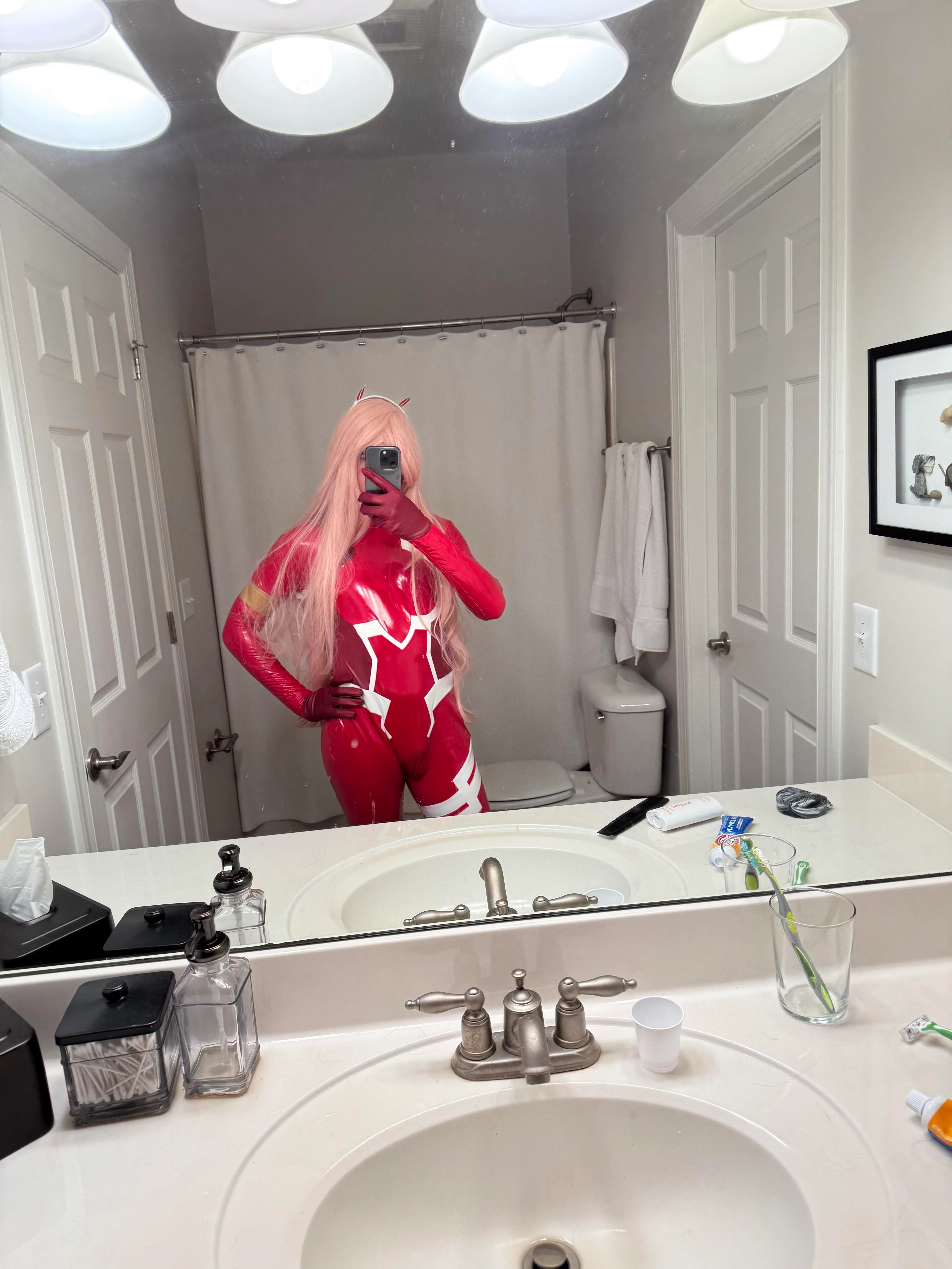 My best phots of my Raven and ZeroTwo cosplays (Ahri_cos) picture 9 of 12