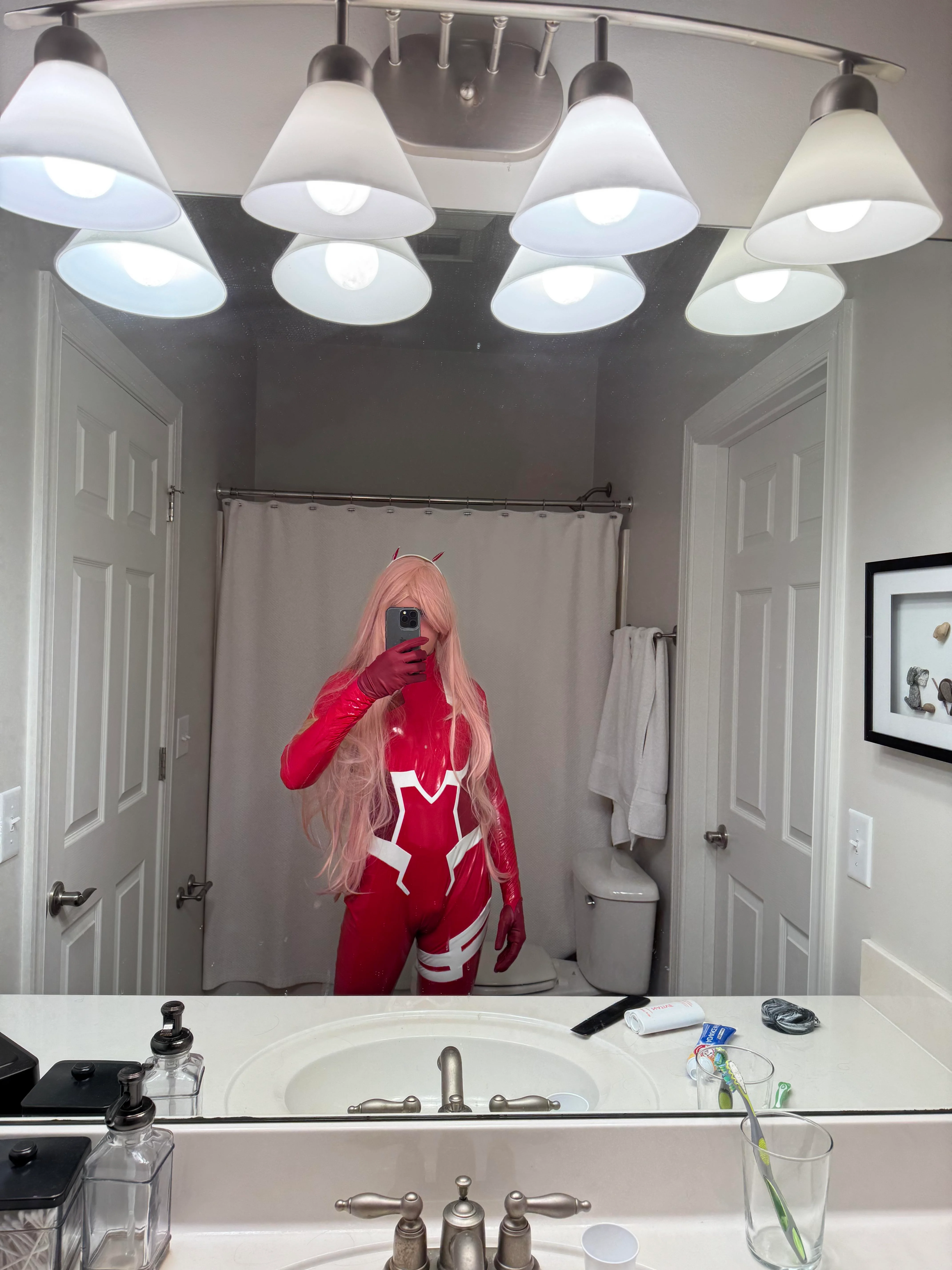 My best phots of my Raven and ZeroTwo cosplays (Ahri_cos) picture 12 of 12