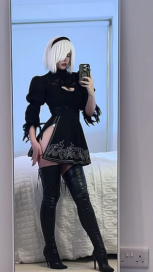 2B by (tennite_)'