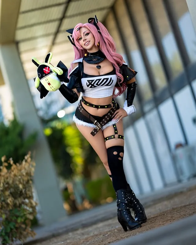 Nicole from ZZZ by (elizabethrage) picture 2 of 6