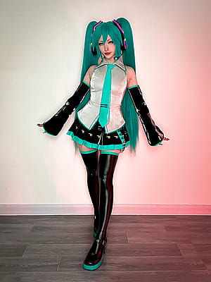 Hatsune Miku cosplay (Shiroktsne)'
