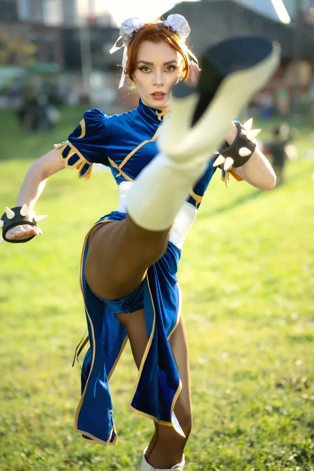 Chun-Li [by Clarus] picture 3 of 3