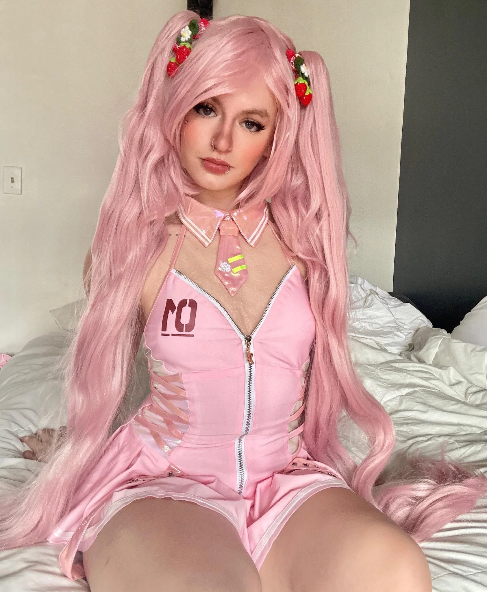 Sakura Miku by Rae [from Hatsune Miku: Project DIVA Arcade] picture 1 of 1