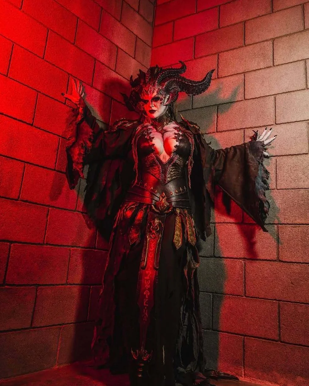 Lilith Diablo by Heidi picture 3 of 3
