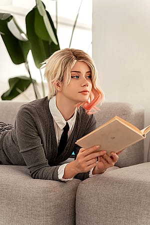Gwen Stacy from Spider-Man by Anastasia Komori'