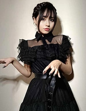 Wednesday Addams Cosplay! (Luna--Cos)'