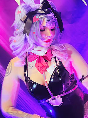 Hatsune Miku Rabbit Hole / - by NocsUmbra'