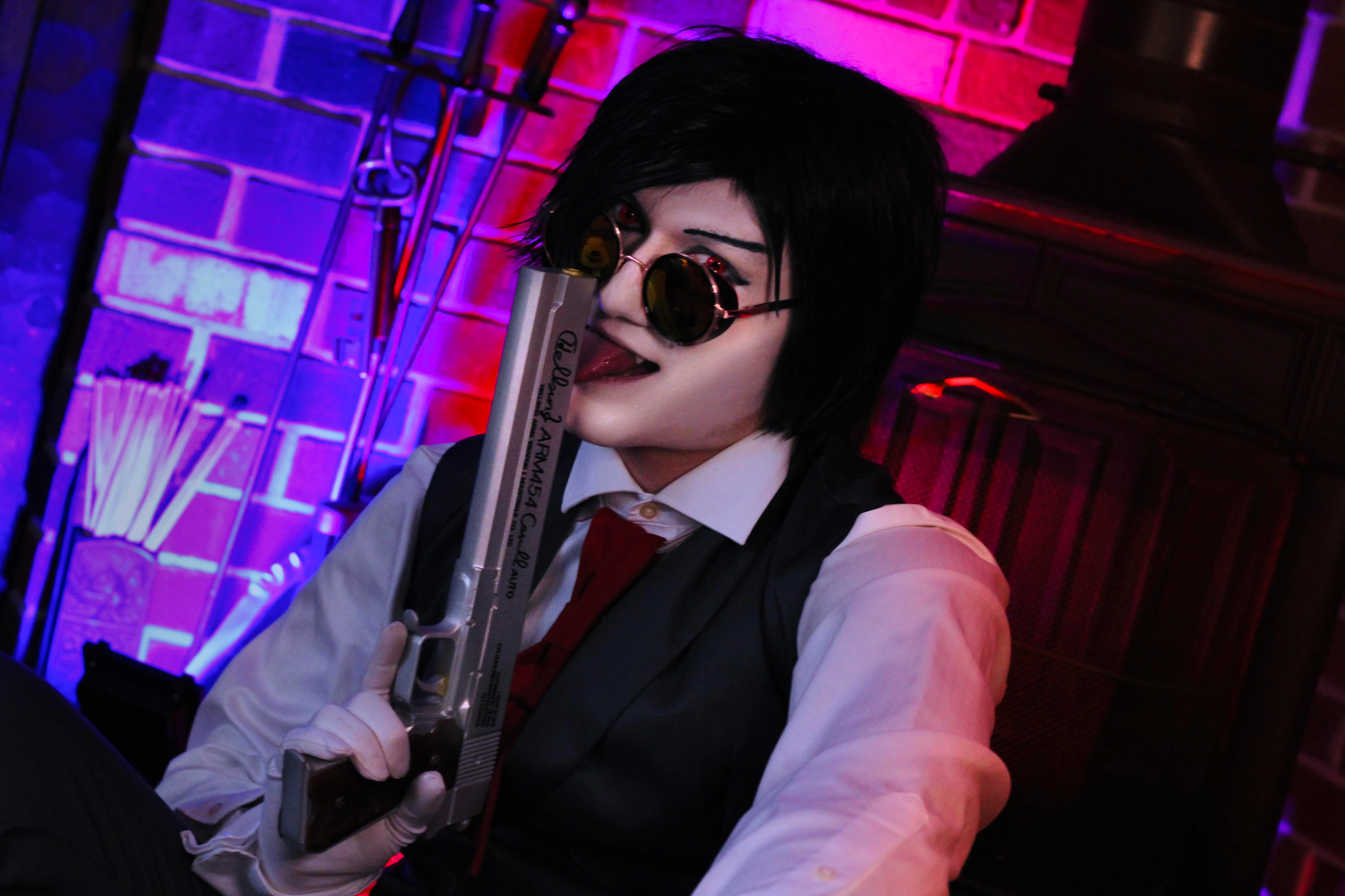 Alucard by Whitehairdante_23 picture 2 of 2
