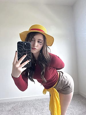 (female) Luffy by Gen'