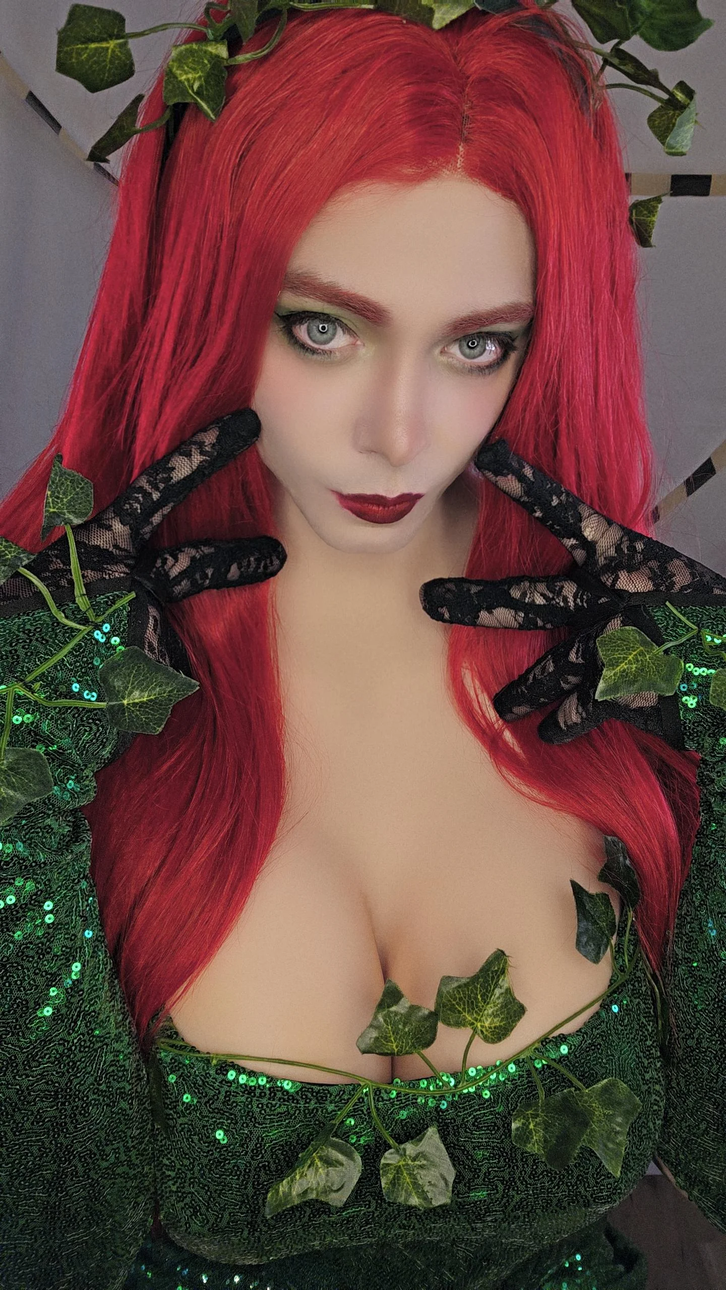 Poison Ivy cosplay by Frame picture 1 of 1