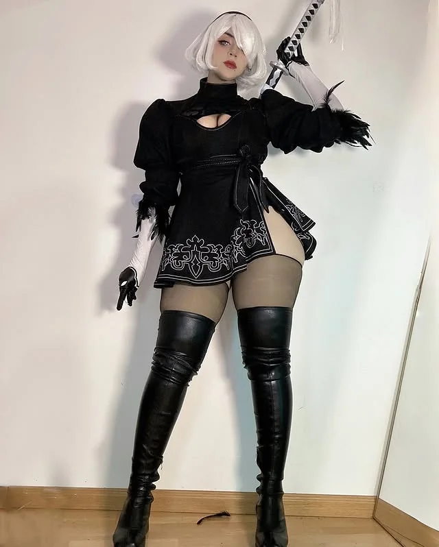 2B by (kattxds) picture 1 of 3