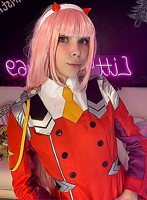 Zero Two by littlekitty69 from Darling in the Franxx'