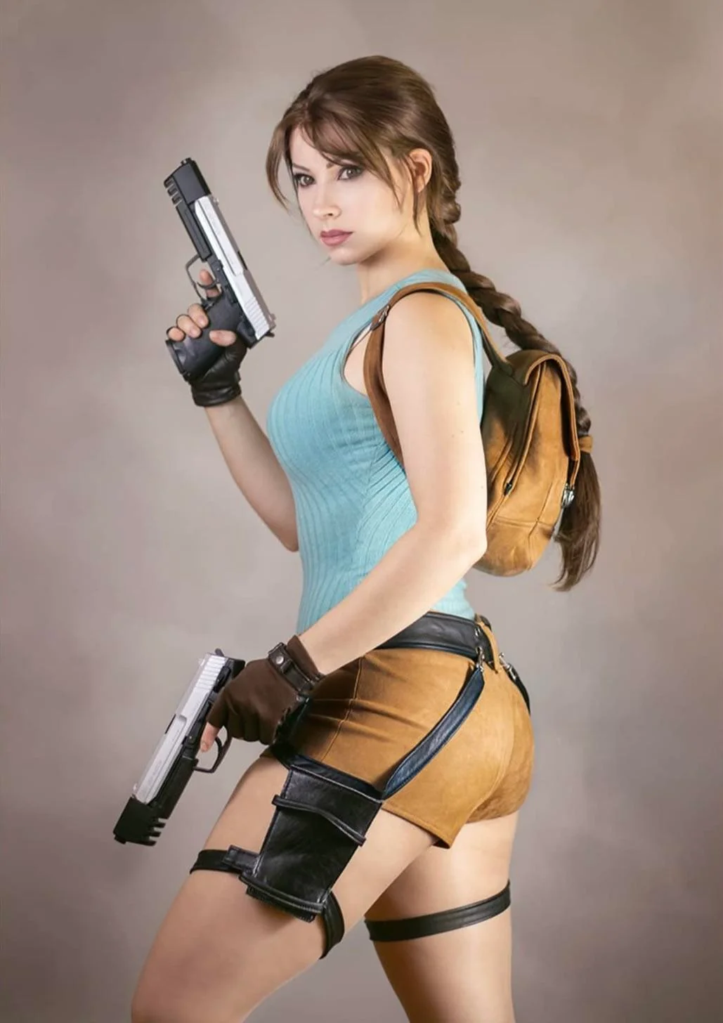 Lara Croft by Enji Night picture 2 of 2