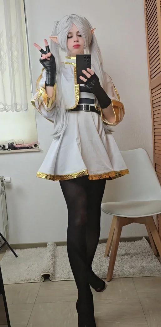 Frieren cosplay by MHTCosplay (me) picture 2 of 4