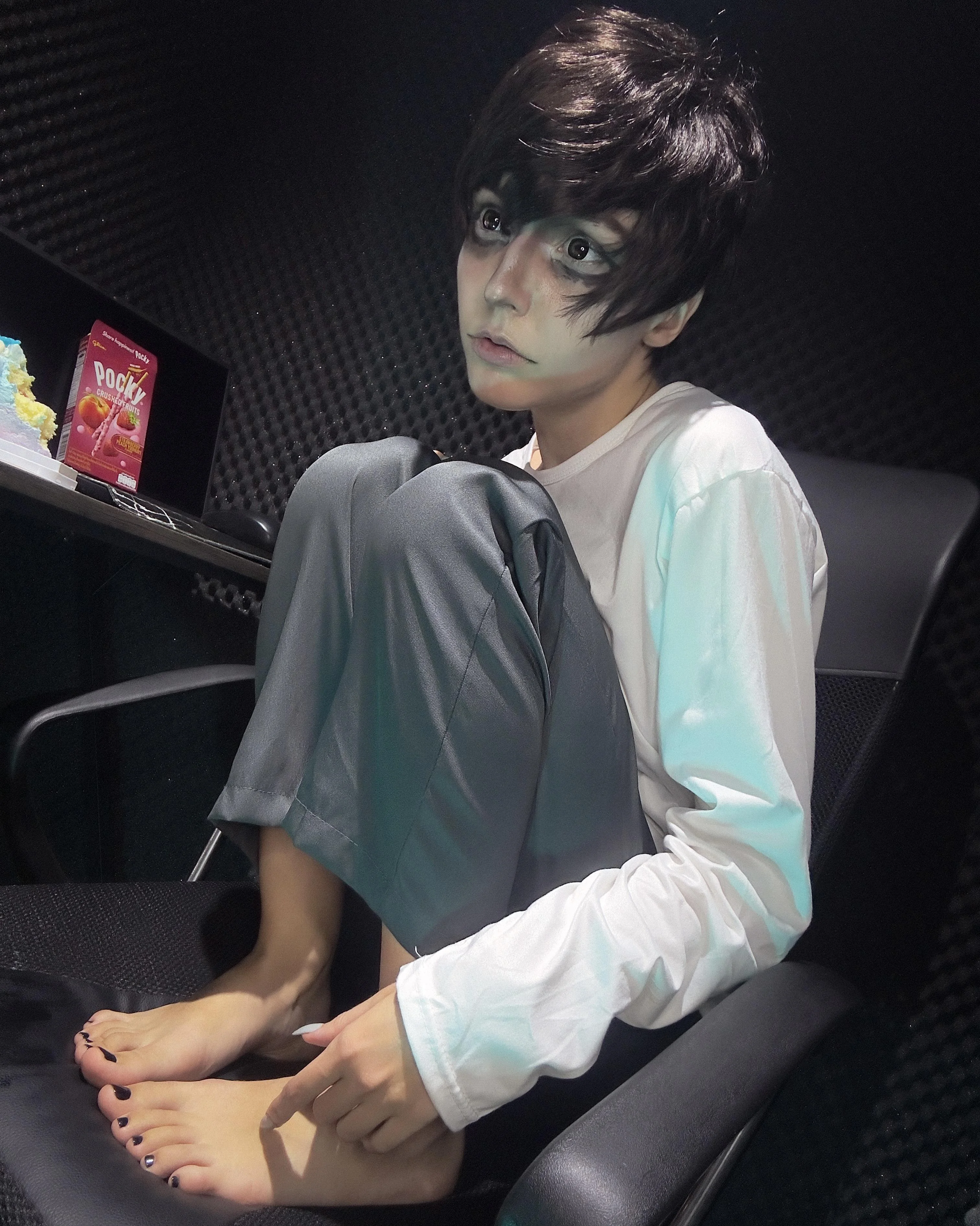 L (Death Note) by kawaiiipunk picture 1 of 1