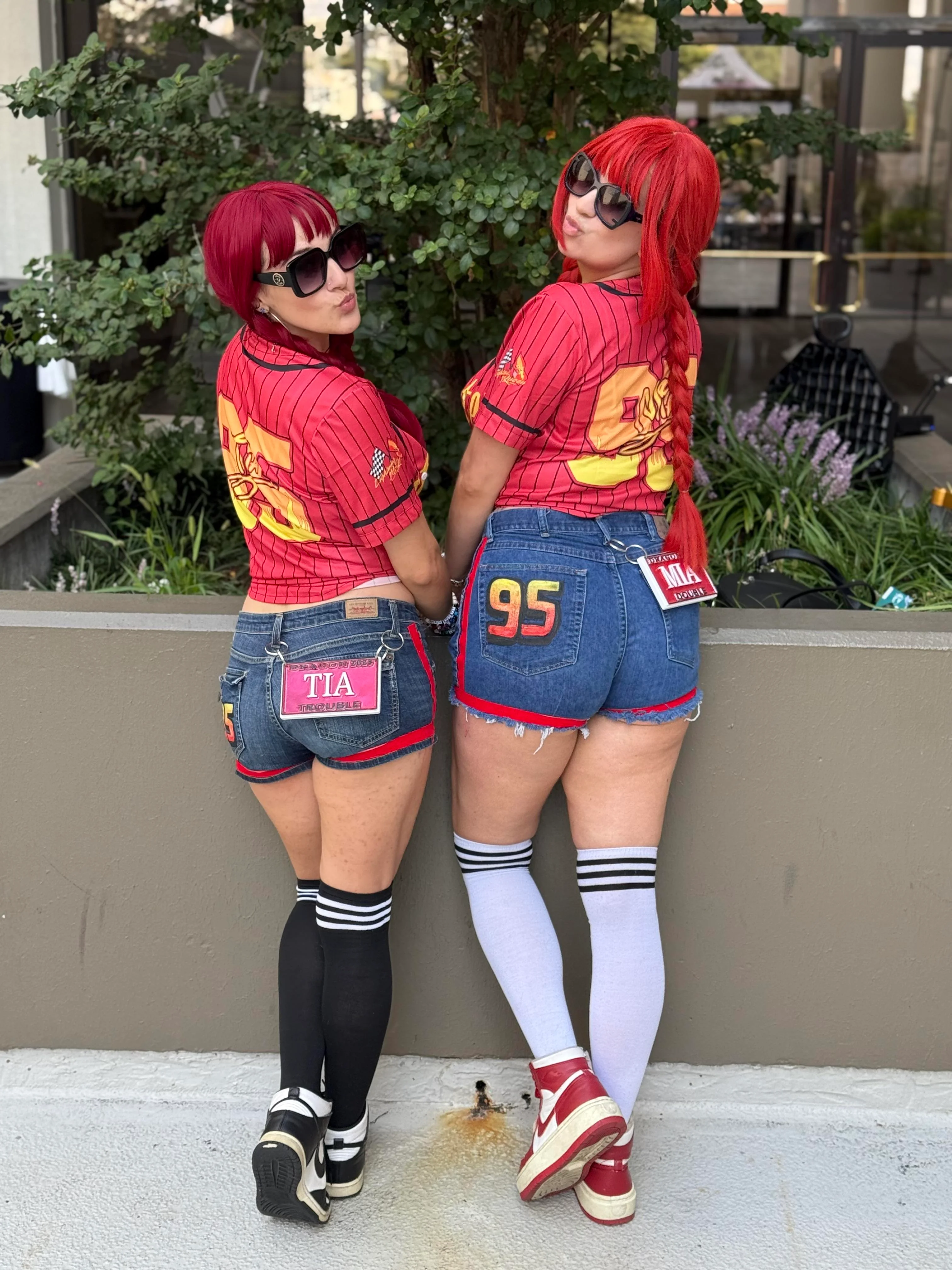 Mia & Tia by NillaCosplay and YaYaCos ! picture 1 of 3