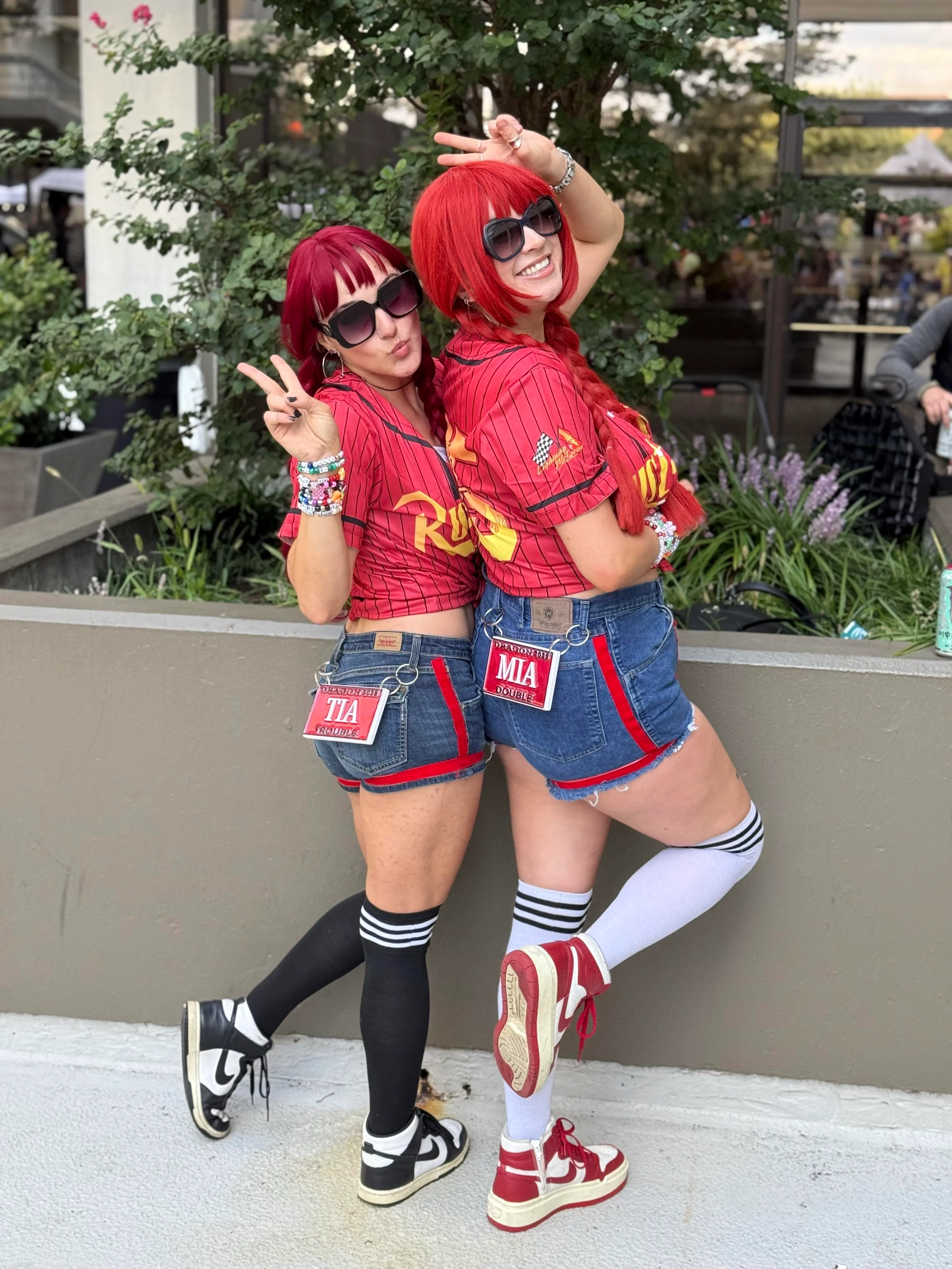 Mia & Tia by NillaCosplay and YaYaCos ! picture 2 of 3