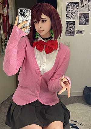 Momo Ayase by Nana'