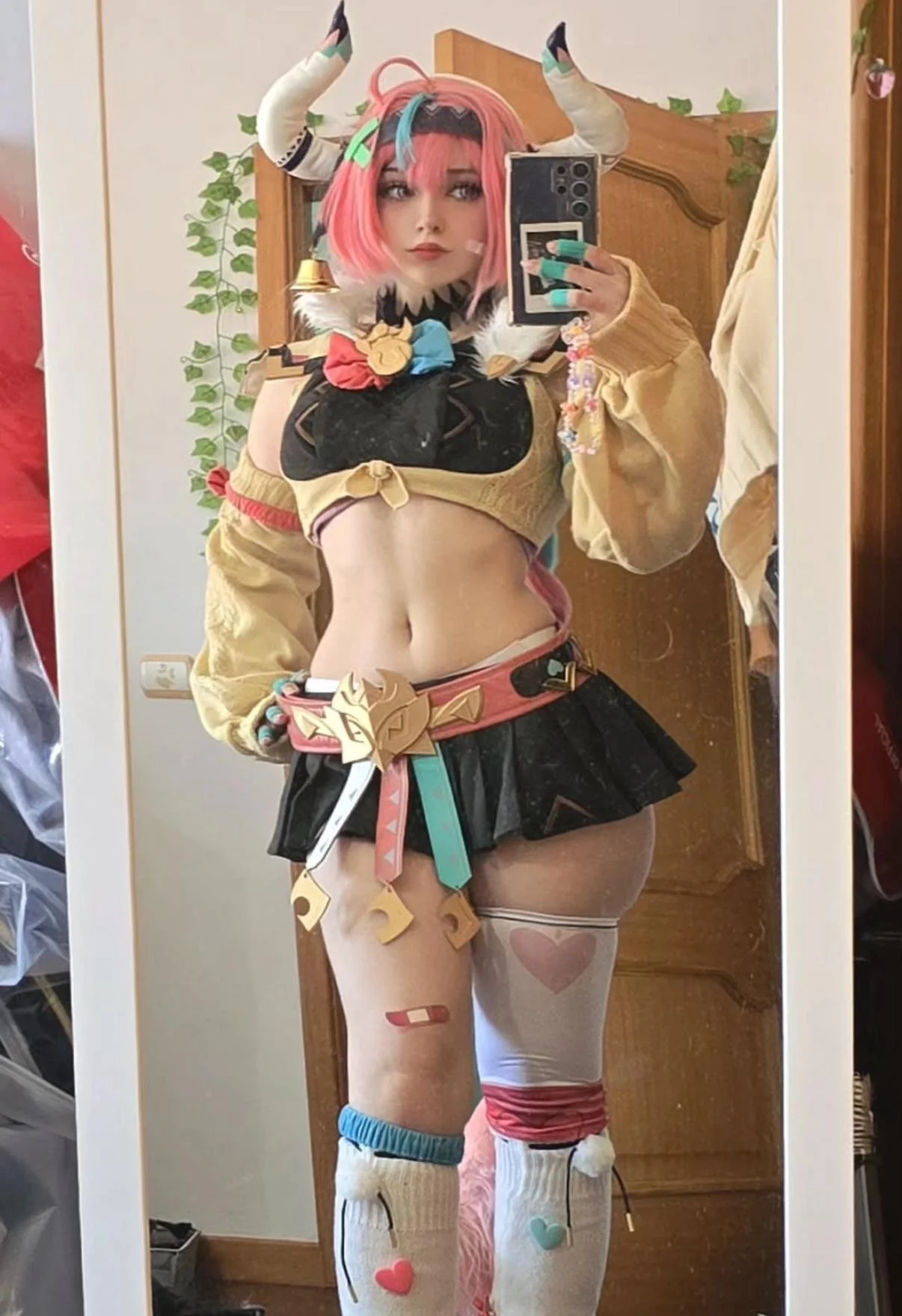 Varesa (vesani.cos) [Genshin Impact] picture 2 of 3