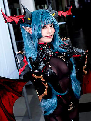 KMS Regensburg ⚓️ from Azur Lane by RueKurosawa ✨'