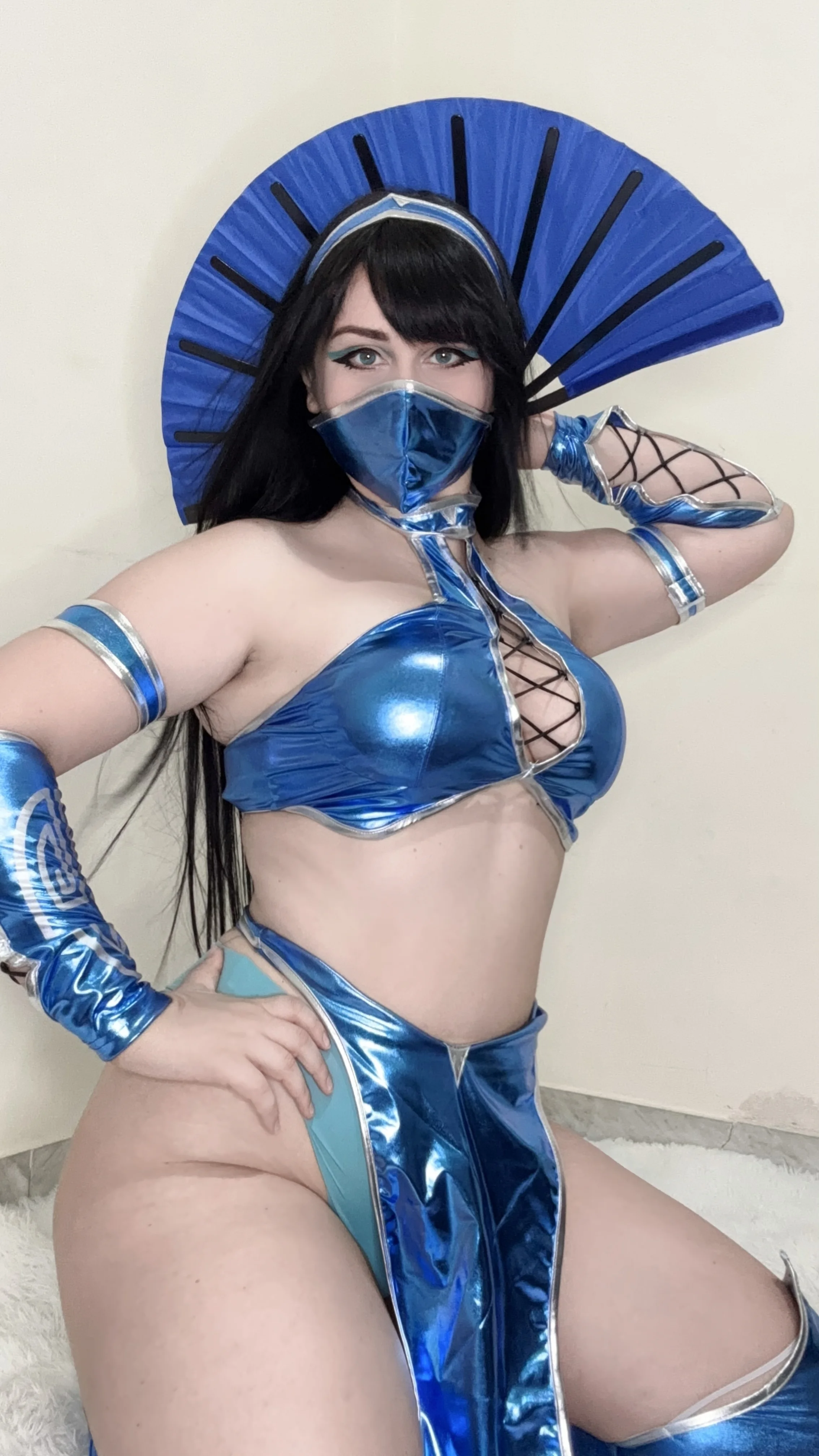Kitana cosplay from Mortal Kombat by yumichu picture 2 of 2
