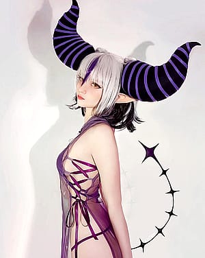 La+ Darkness (catiescos) [Hololive]'