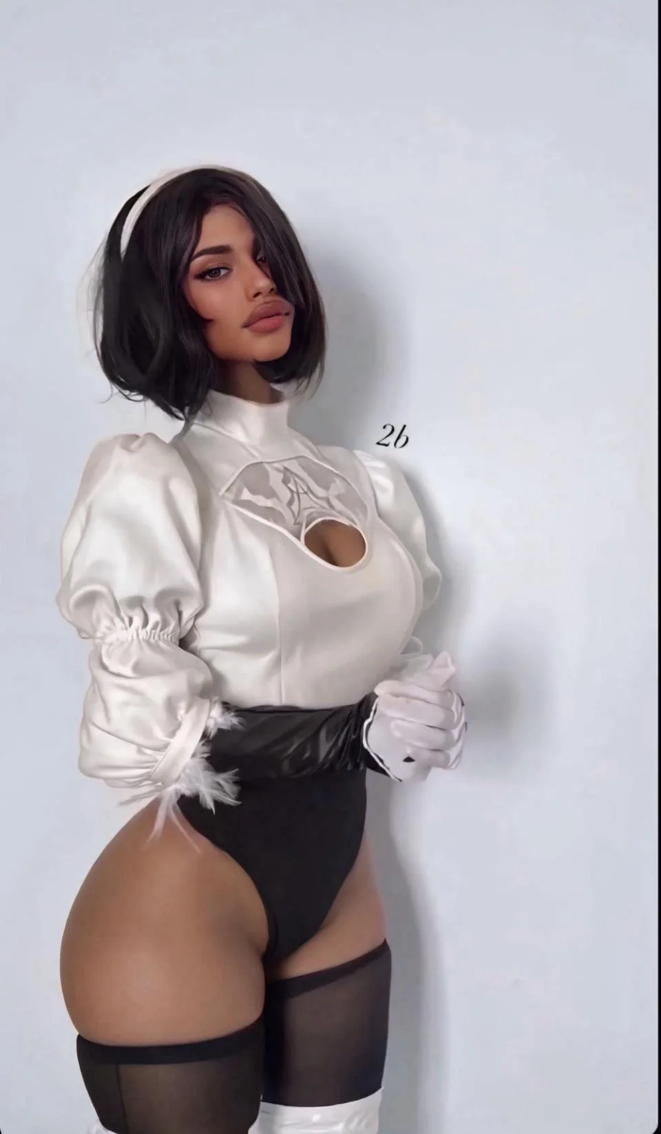 2P Cosplay (vixenria) picture 1 of 1