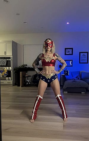 Wonder Woman by Lindsey'