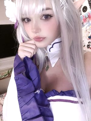 Emilia cosplay by Saori'